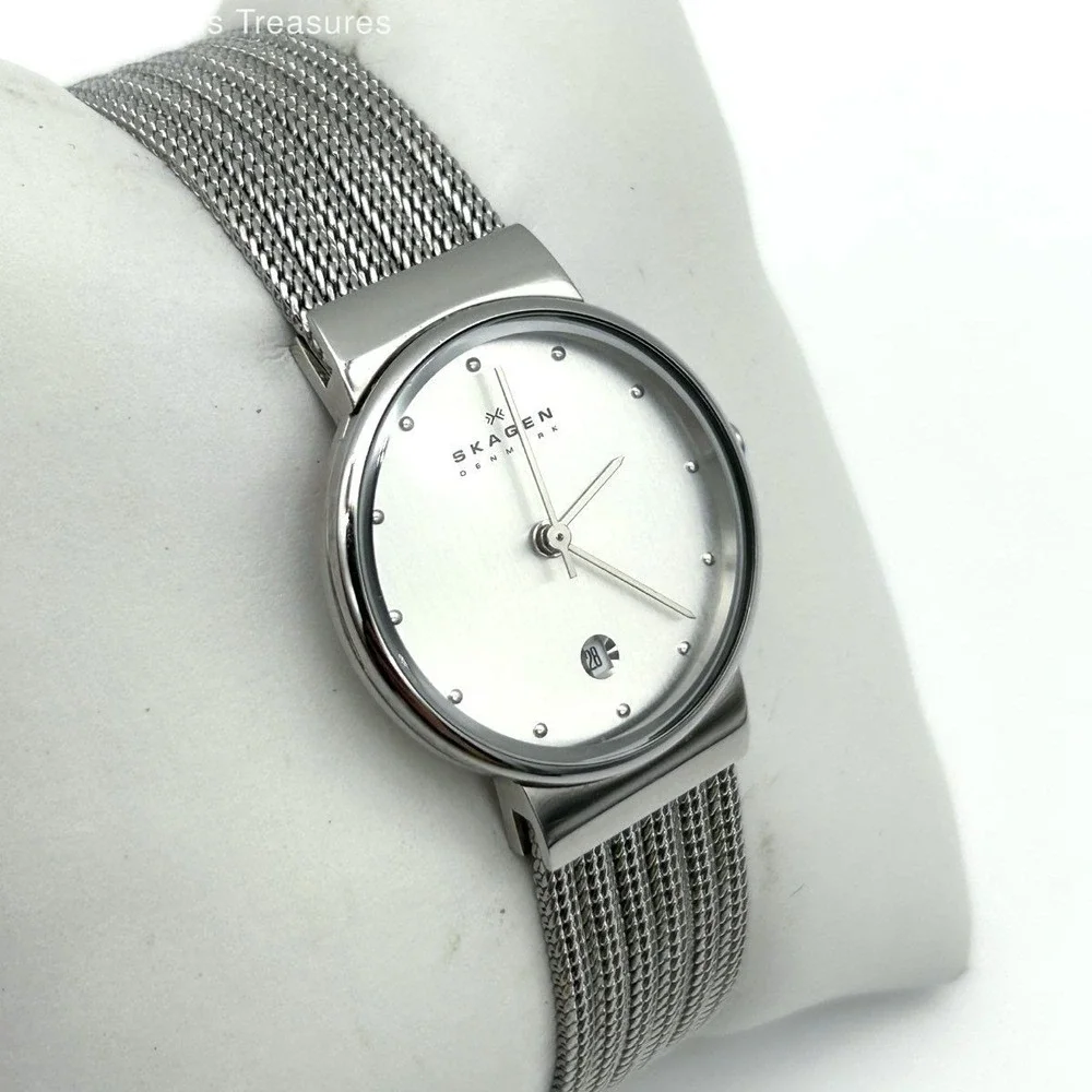 Skagen Women's 355SSS1 Silver Stainless Steel Mesh Band Date Watch 26mm
